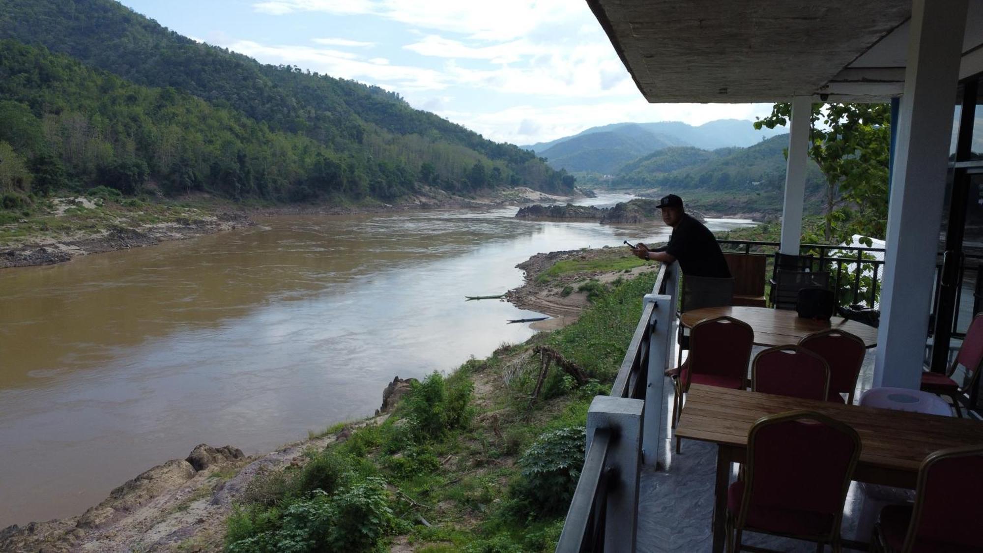 Inn Riverside Hostel Pb Muang Pakbèng Exteriér fotografie